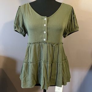 Cute army green top